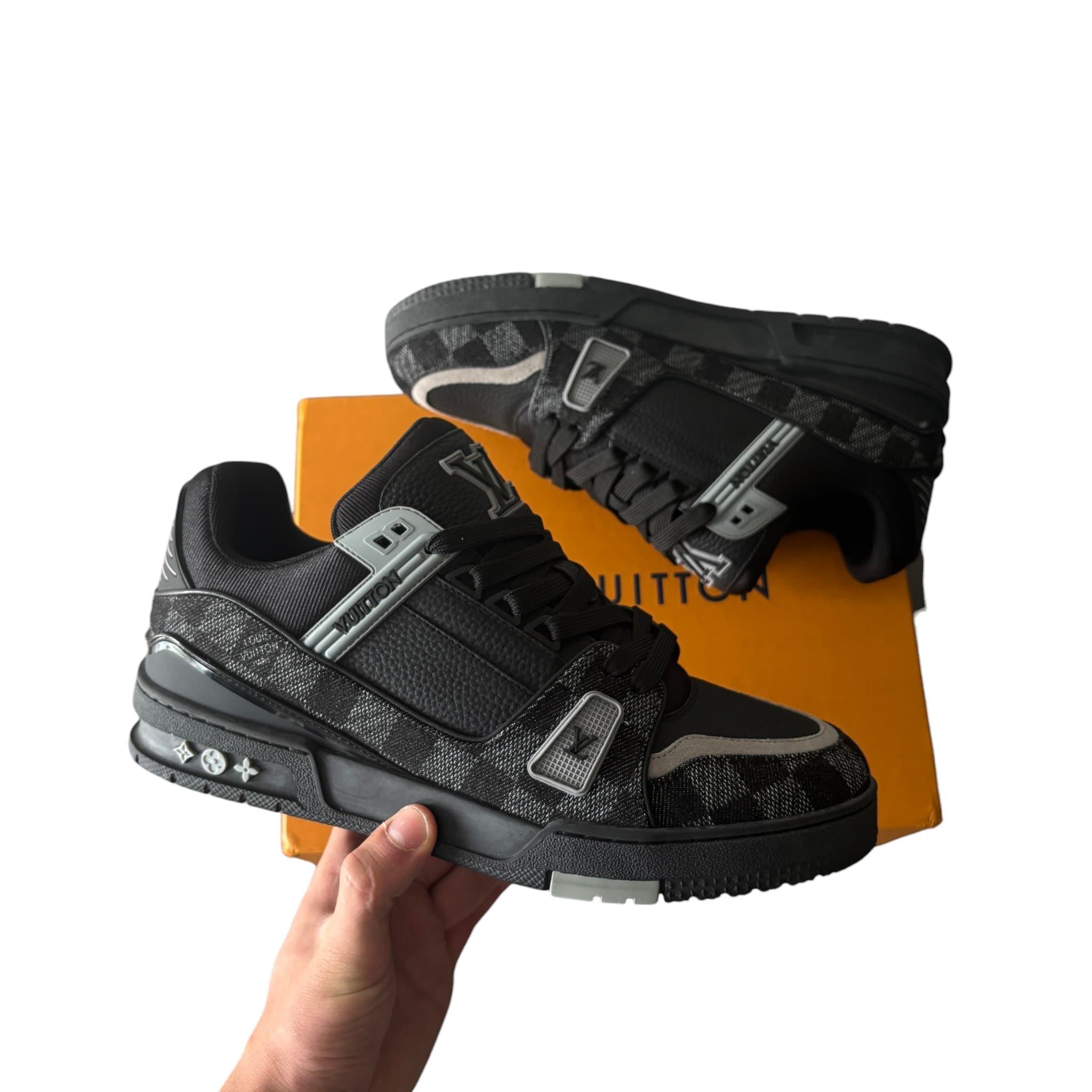 Lv Trainer Sneaker