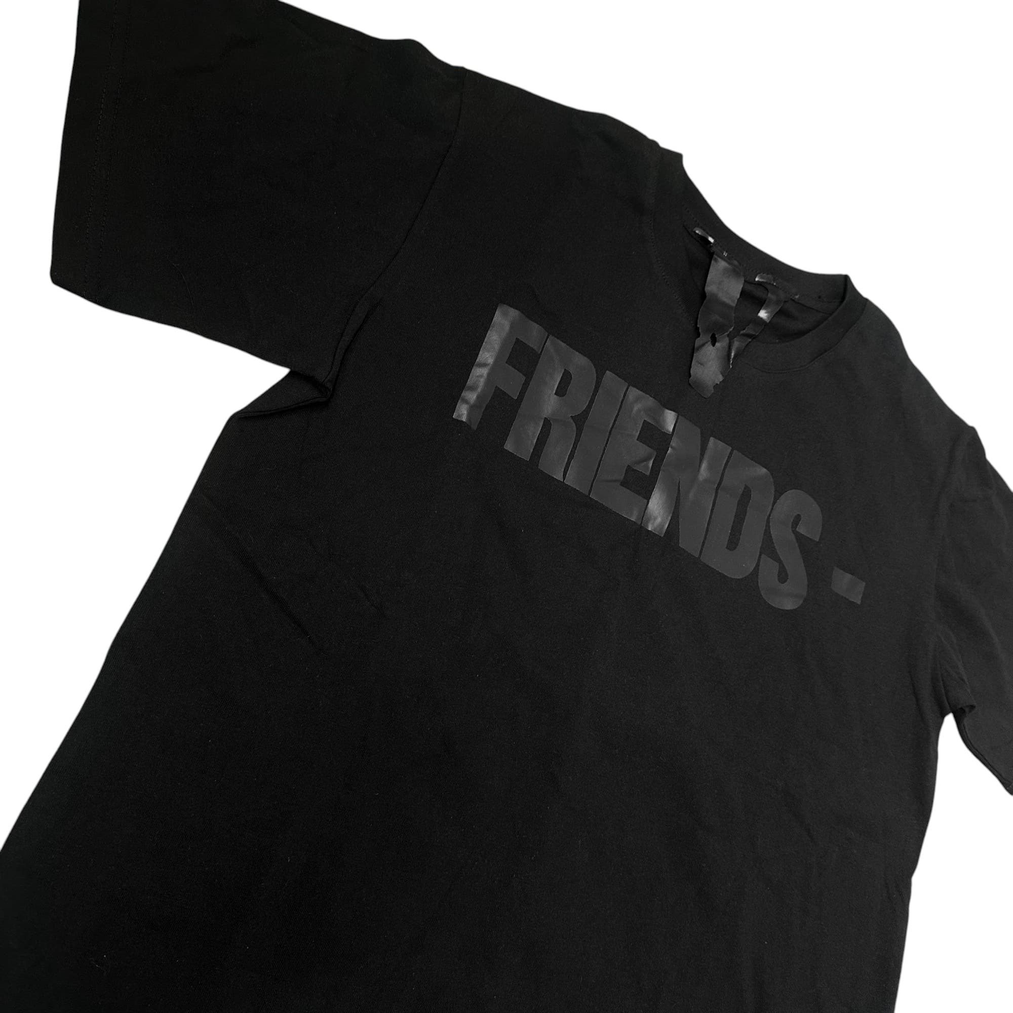 VLONE Black '' FRIENDS '' T-shirt