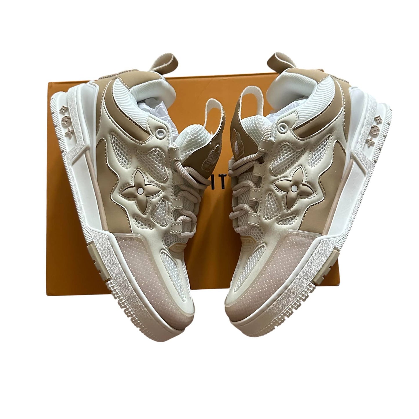 EXCLUSIVE BEIGE L-V SKATE SNEAKER