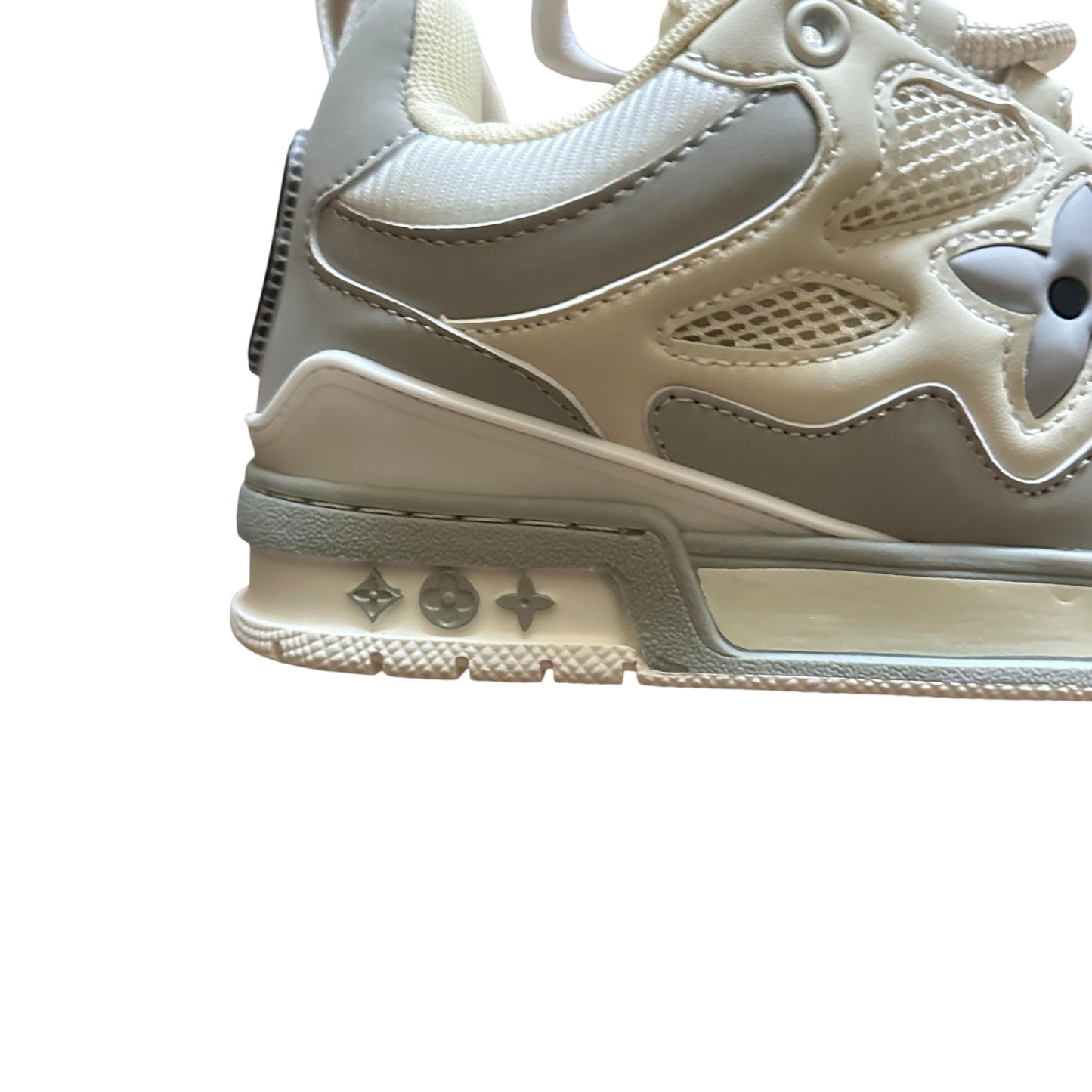 GRAY & WHITE L-V SKATE SNEAKER