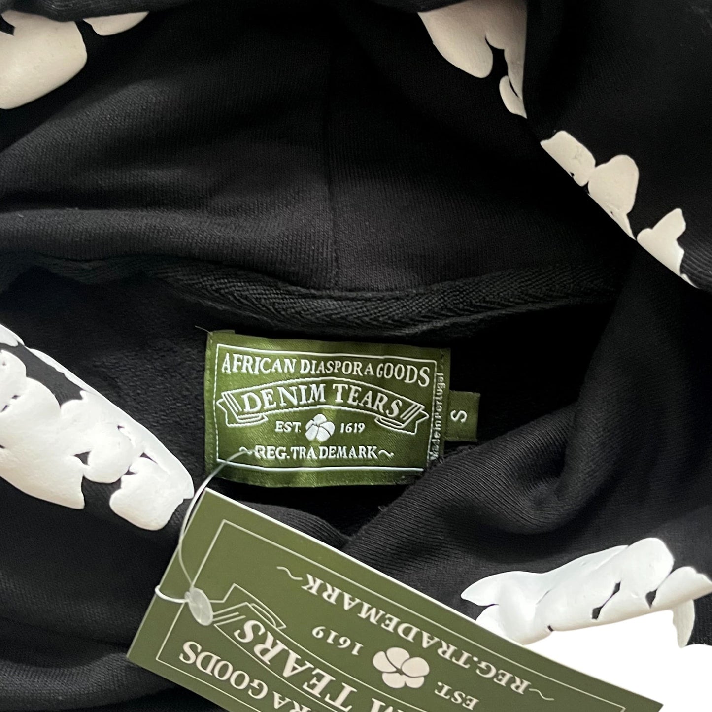 DT Black&White Hoodie