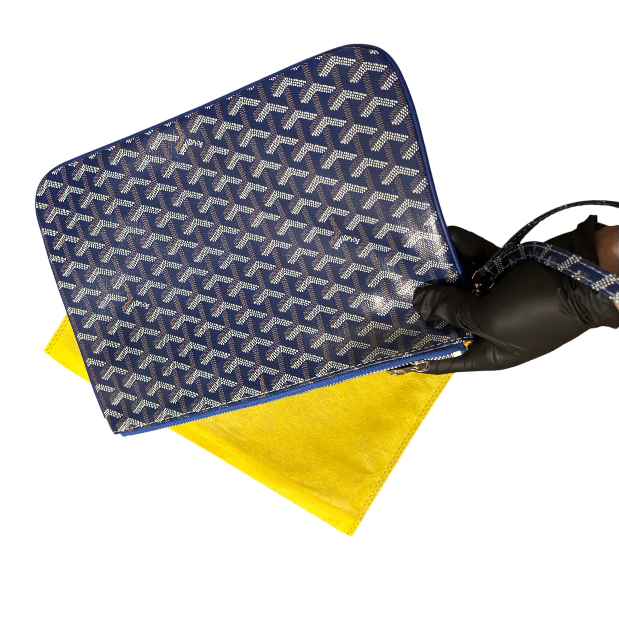 GYRD Navy Pouch Bag