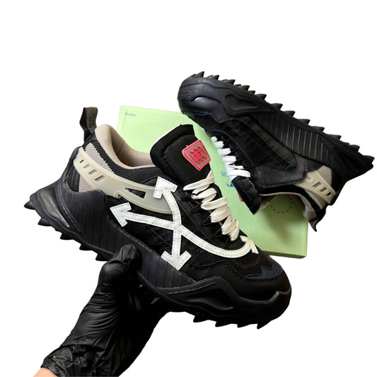 Off-White Trail Black & White ODSY-1000 Sneaker